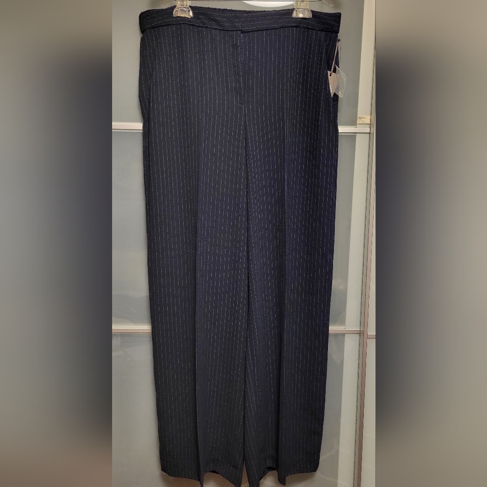 Vince Camuto elegant wide-leg striped pants.